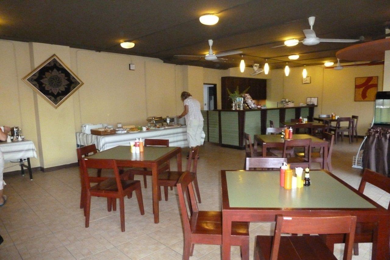 Oyo 434 Boonsiri Place Hotel Bangkok Exteriör bild