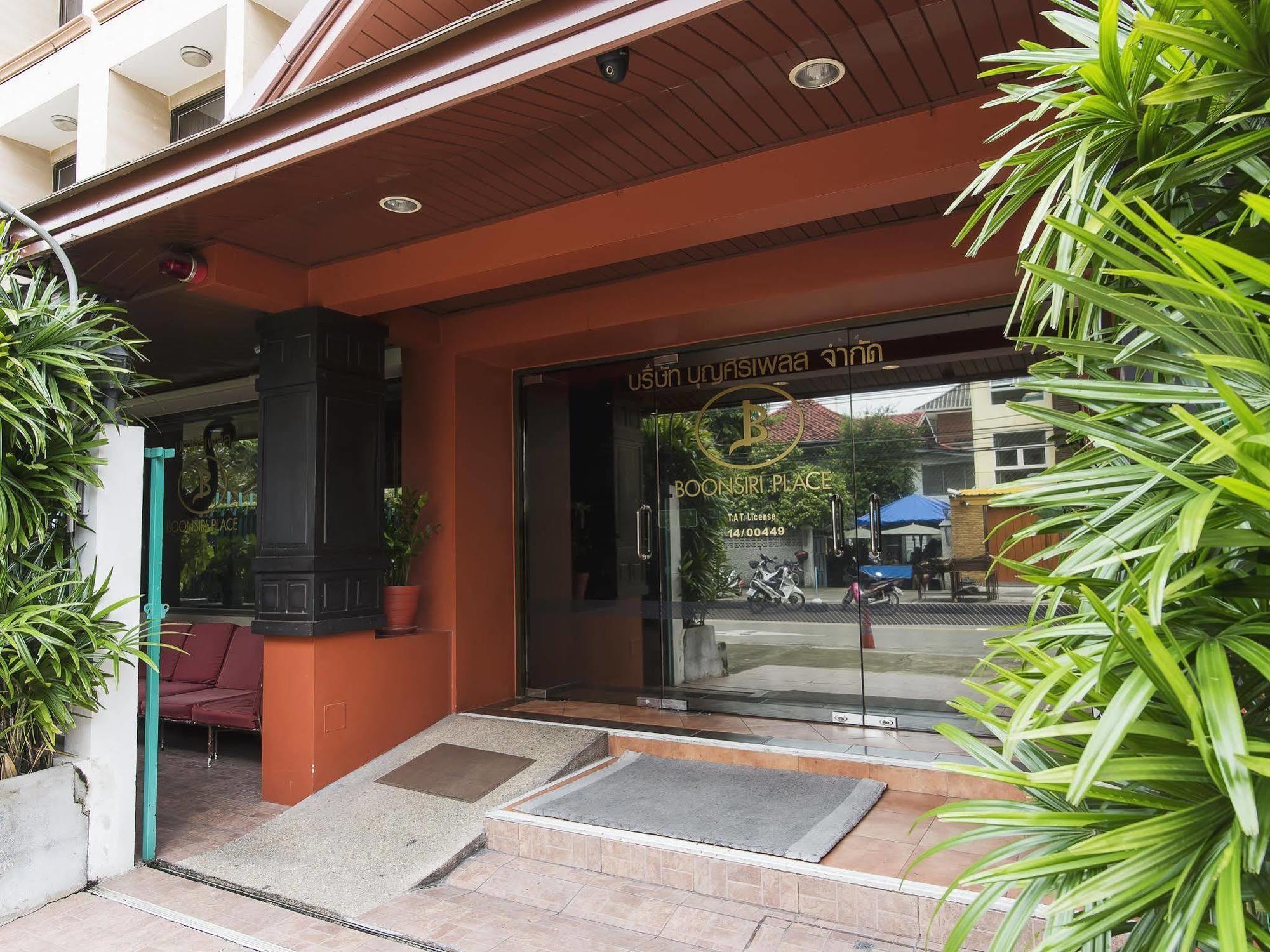 Oyo 434 Boonsiri Place Hotel Bangkok Exteriör bild