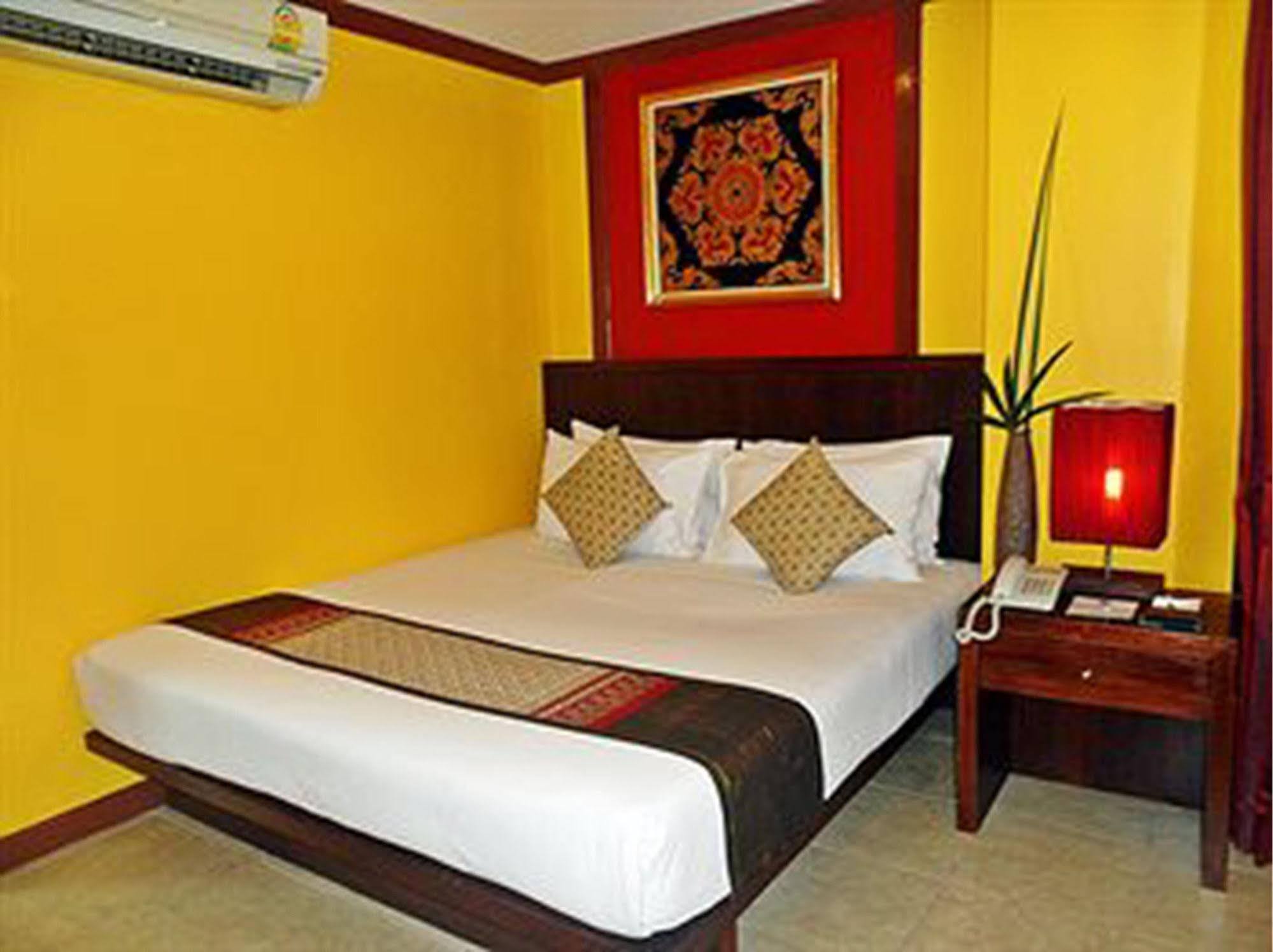 Oyo 434 Boonsiri Place Hotel Bangkok Exteriör bild