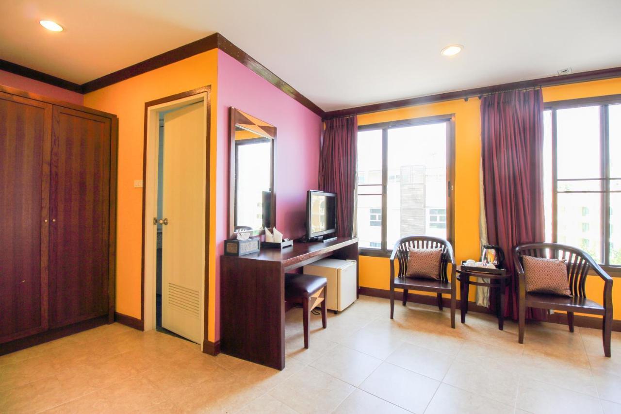 Oyo 434 Boonsiri Place Hotel Bangkok Exteriör bild